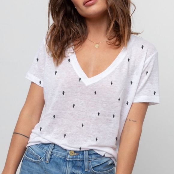 Rails | Cara V Neck White Cactus Novelty Print Paper Thin Linen & Tencel - Picture 1 of 8